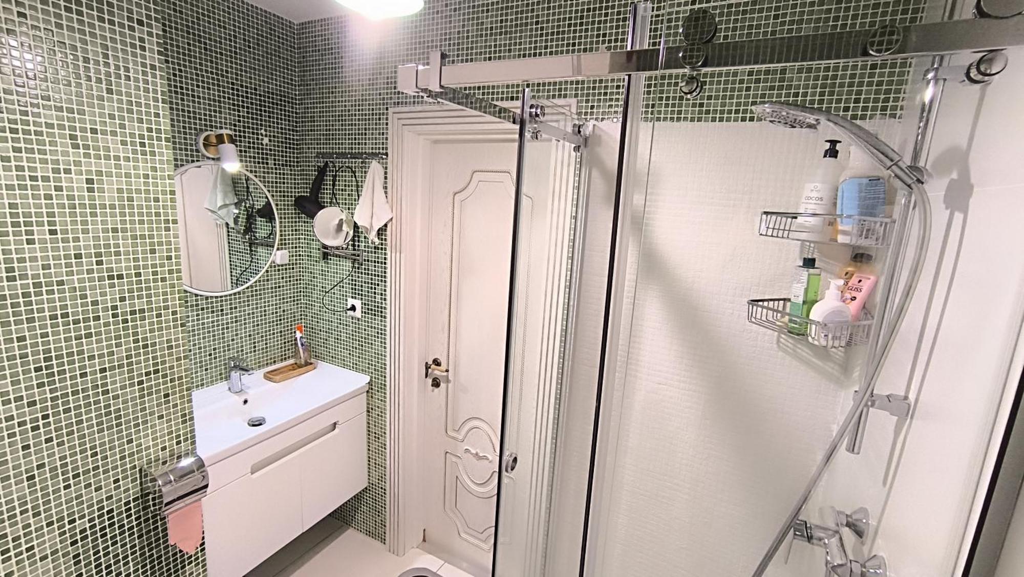 Комната С Двухместной Кроватью В Квартире С Общим Душем И Кухней, Double Room In A Guest Apartment, Camera La Cheie In Apartament Cu Dus Si Bucatarie Comuna Chisinau Eksteriør bilde